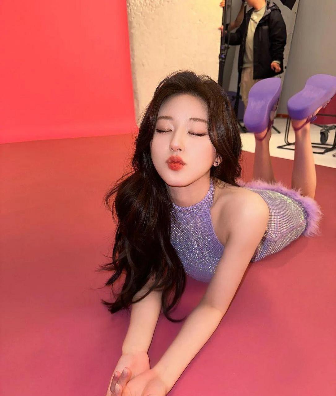 赵思路看着真水灵,娇滴滴的好可爱[爱慕]