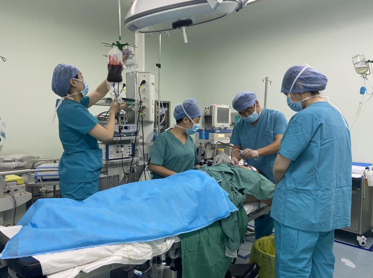 生死时速演绎生命赞歌!医师节当天临沂上演生命大抢救