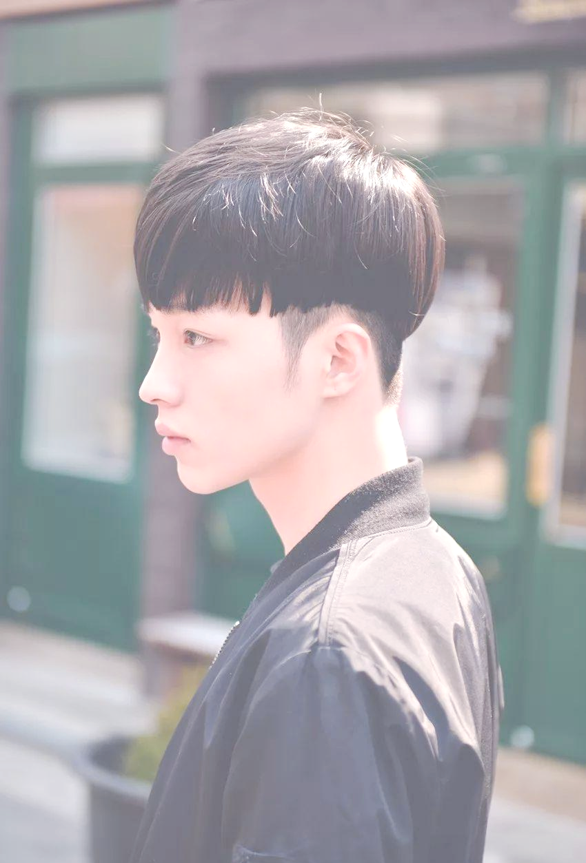 探秘男生内掏空发型的时尚魅力