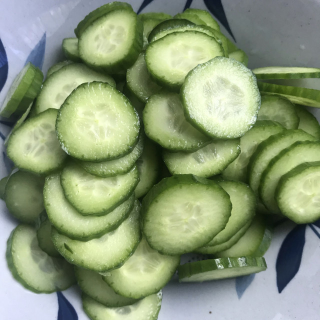 凉拌青瓜片