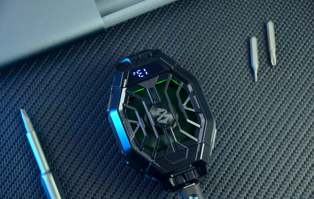 黑鲨冰封散热背夹2 pro,手游玩家的新选择