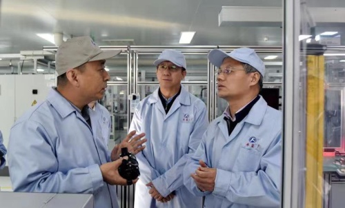 省工信厅副厅长王大宁一行来辽考察调研