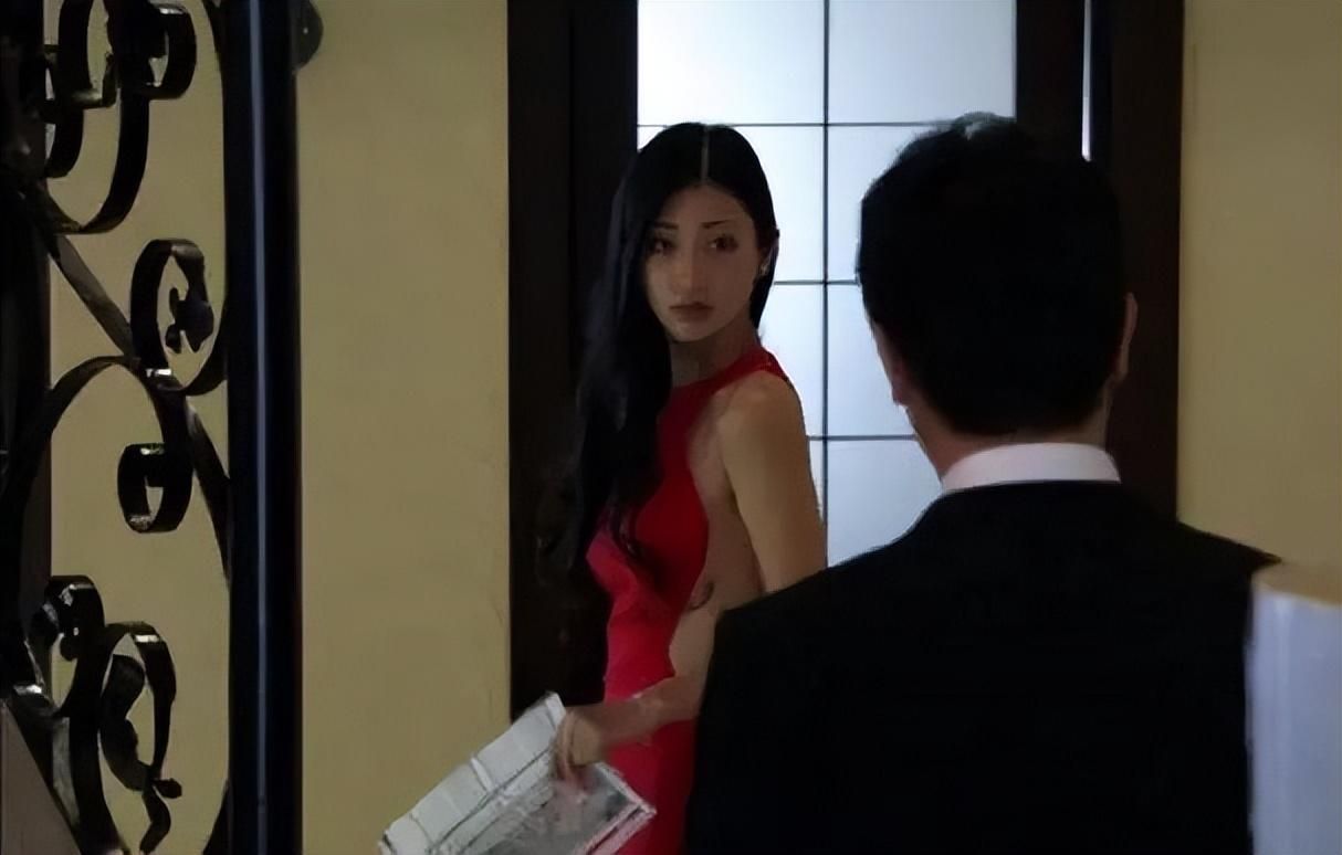 揭秘湖南"衣冠禽兽"李亿龙:提拔情妇当区长,开房"汇报工作"