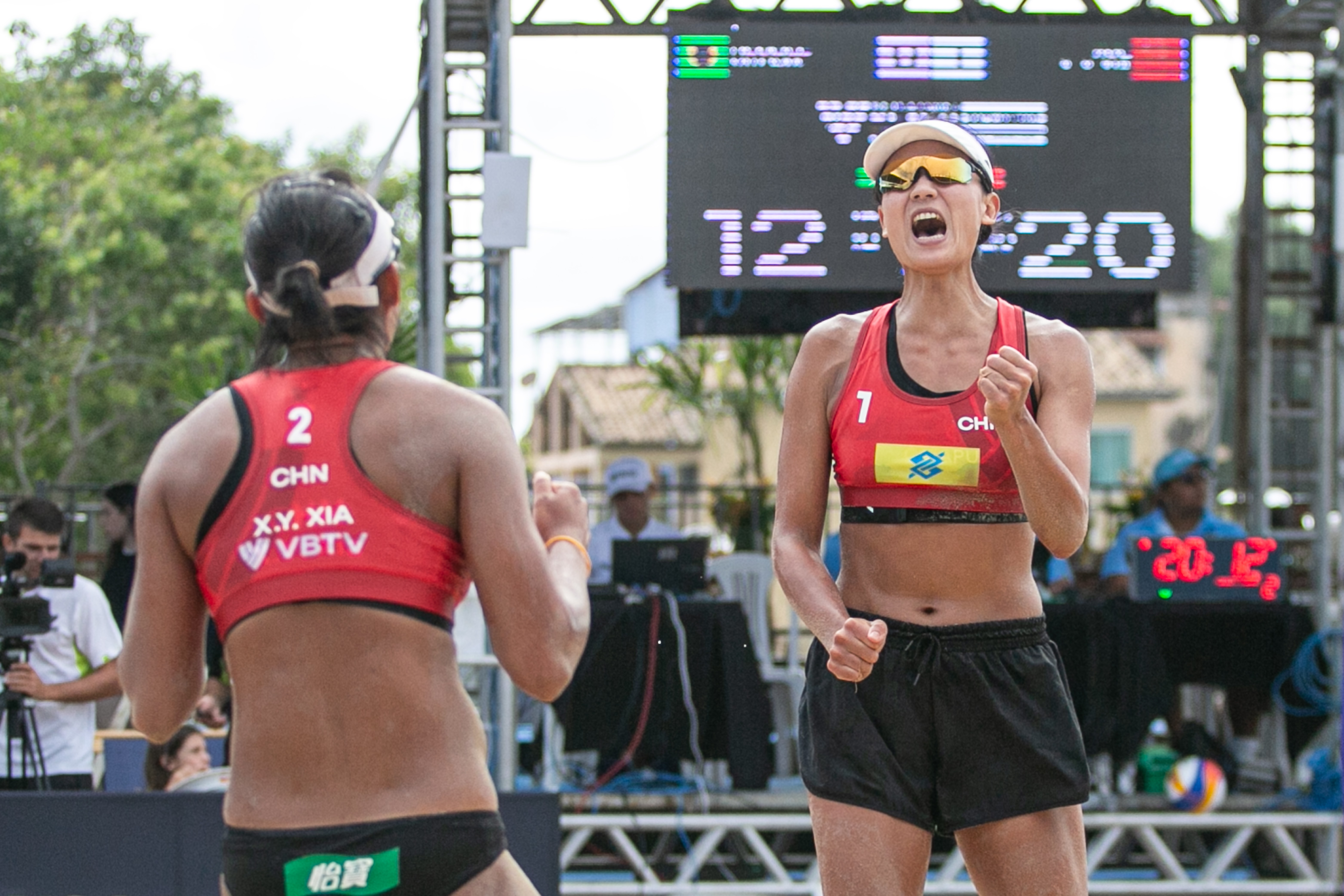 (体育)沙滩排球——世界巡回赛萨夸雷马站:薛晨/夏欣怡晋级决赛