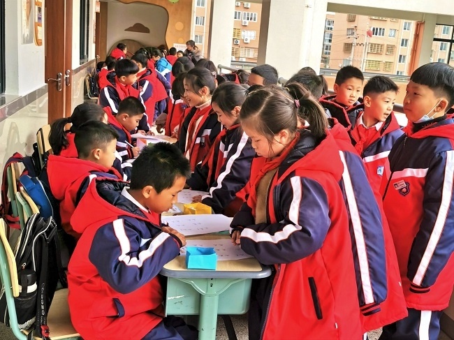 萧江镇实验小学开展期末项目学评活动