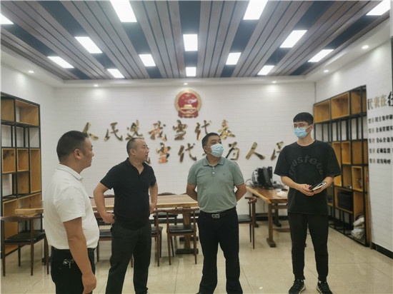 杨清林到仁山街道人大代表联络站调研指导工作