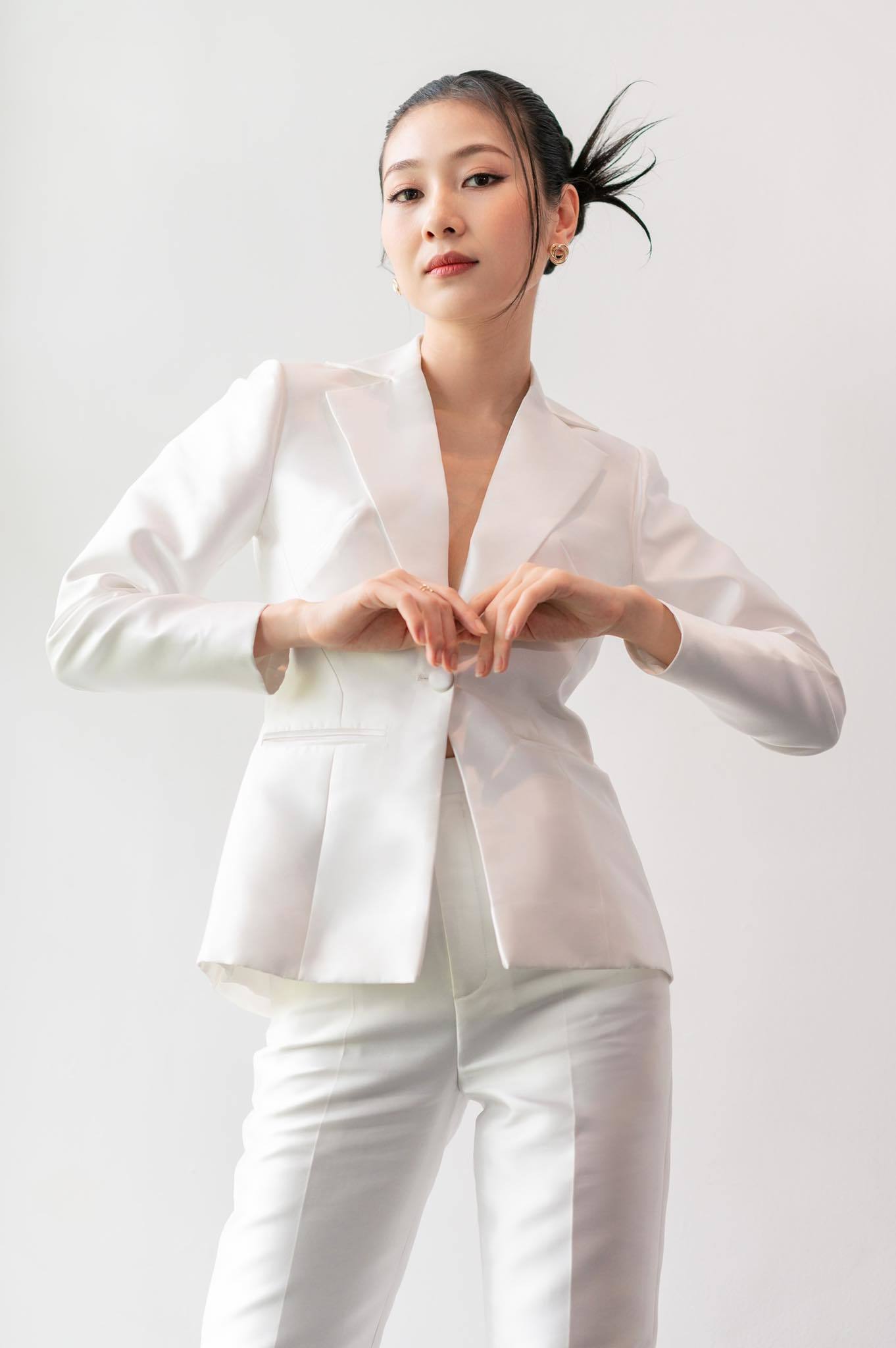 十佳越南小姐裴俊伟女士将担任2022年岘港旅游小姐选美比赛