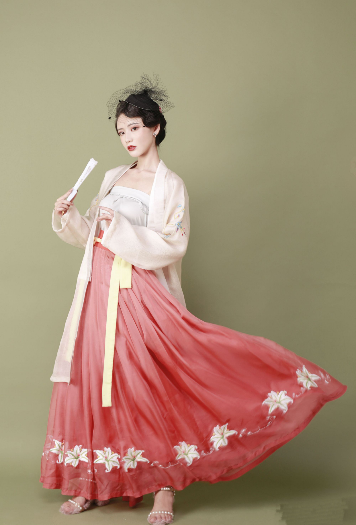 宋制汉服之长褙子,可帅气可甜美,简约百搭风格多变,汉服娘必备