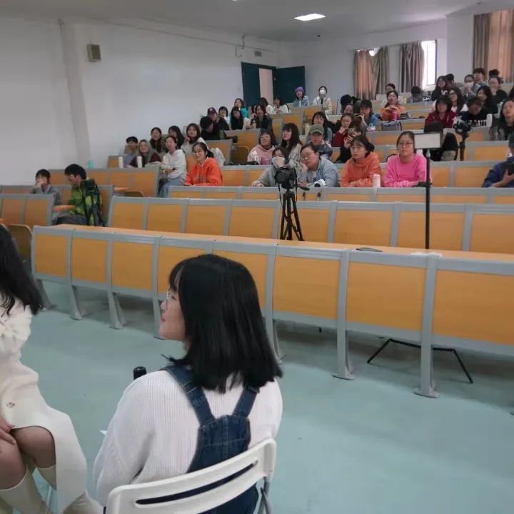 祝雨倩|一路追光,做人生的指挥家「2021传媒星访谈12」