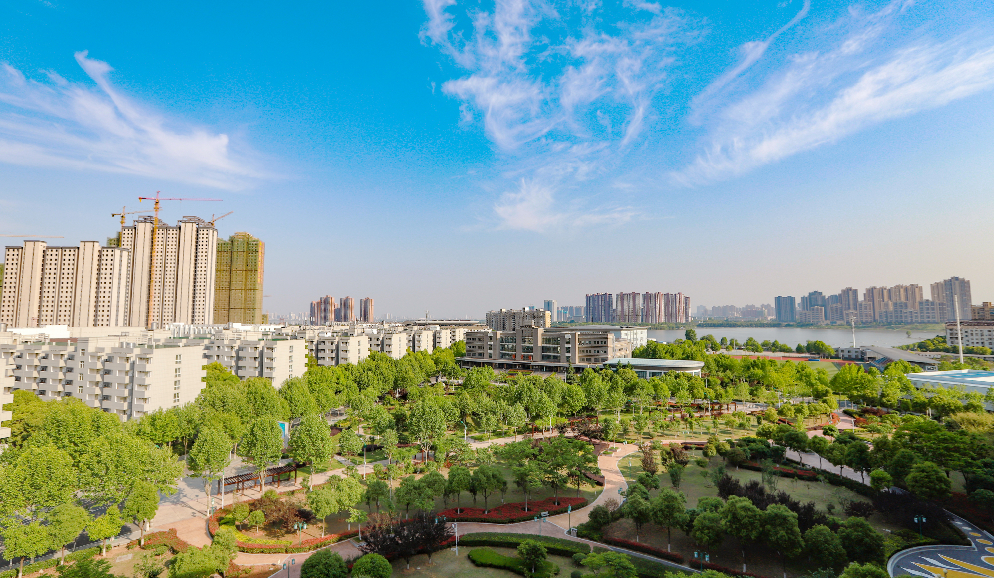 湖北重点专科院校,武汉城市职业学院分数线,百年师范名校!
