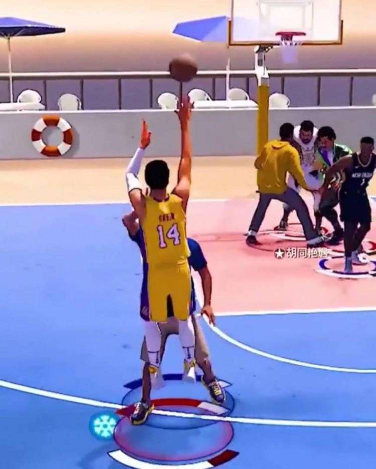 你是魔鬼吗?网友恶搞丹尼-格林疯狂打铁