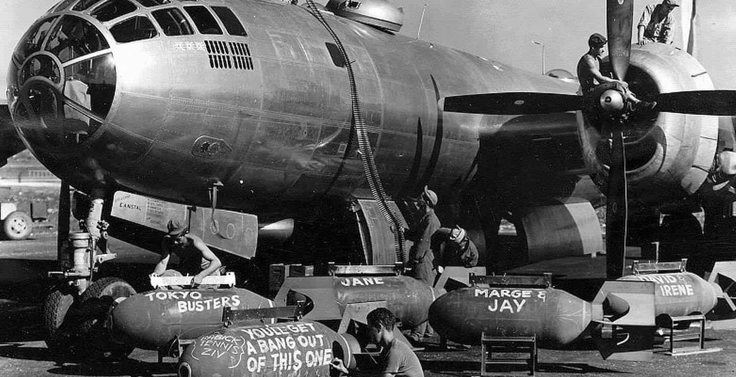 不亚于原子弹在日本造成的破坏,"李梅火攻"一战封神