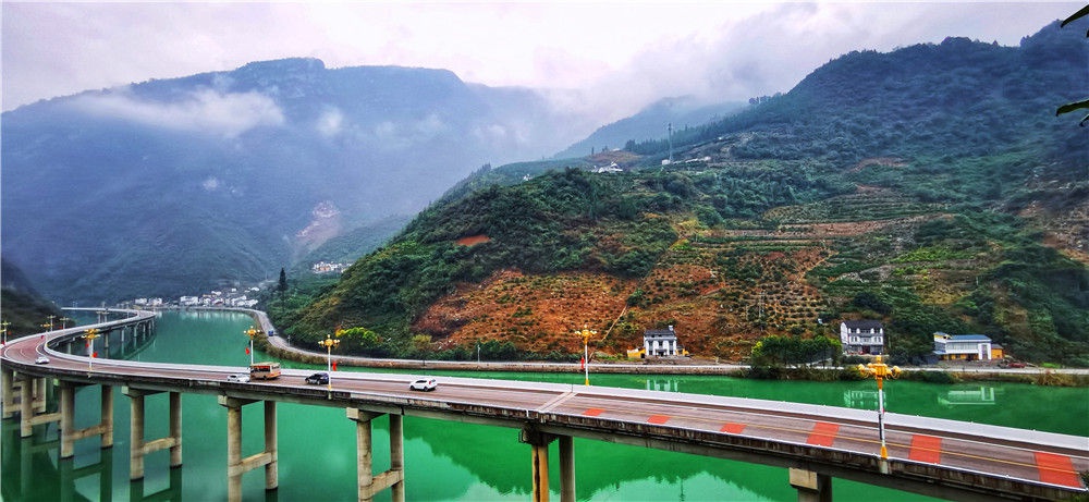 湖北兴山:古昭公路美景如画