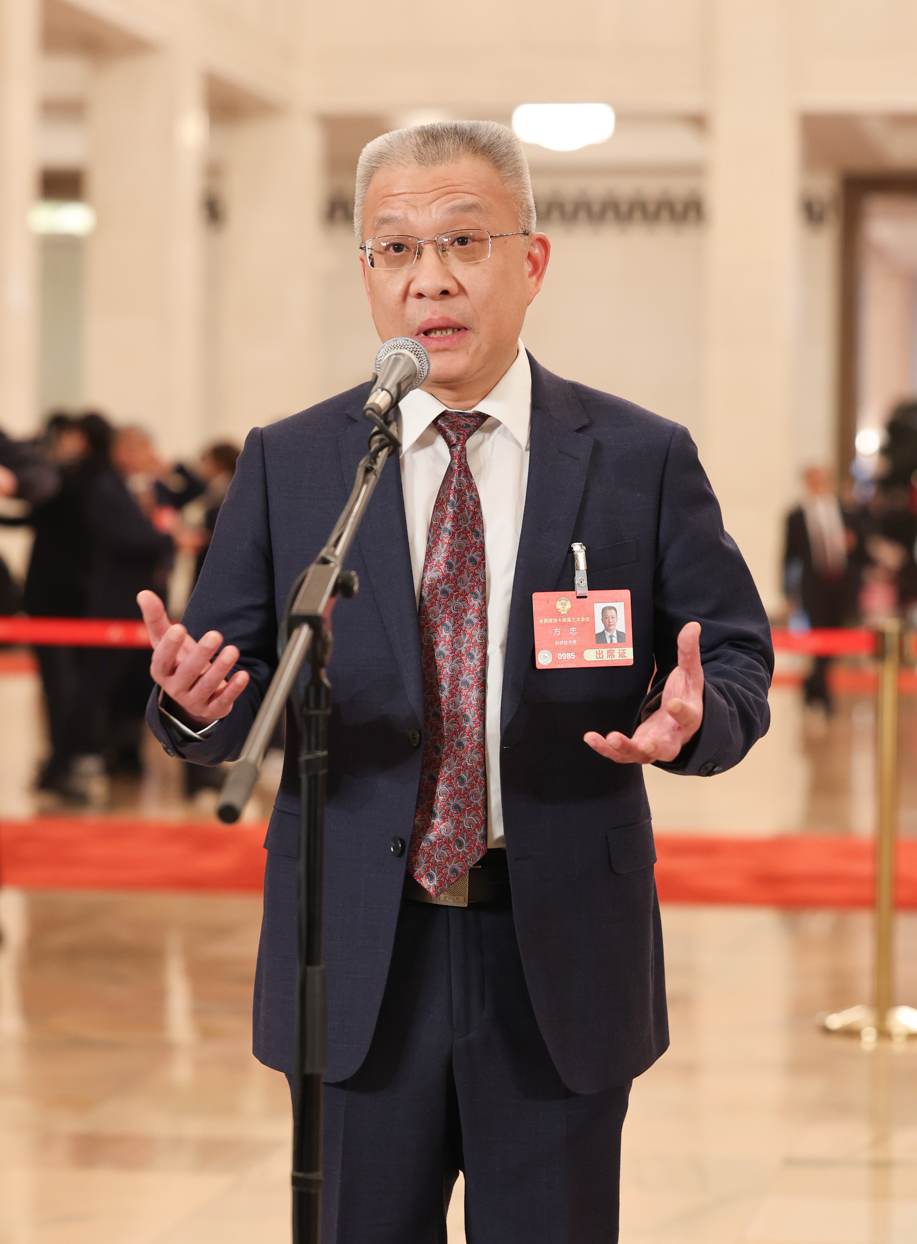 两会丨全国政协十四届三次会议第二场委员通道集体采访活动举行