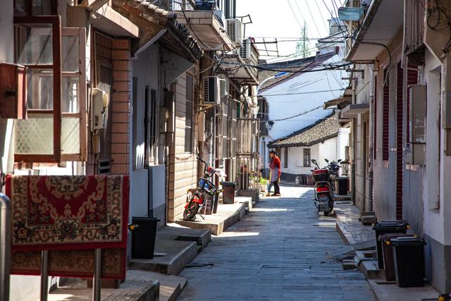 下沙老街,上海800年古镇历史记忆,俩阿姐讲述故事,唯一古宅