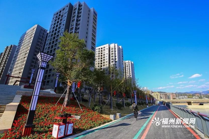 图为闽清江滨公园