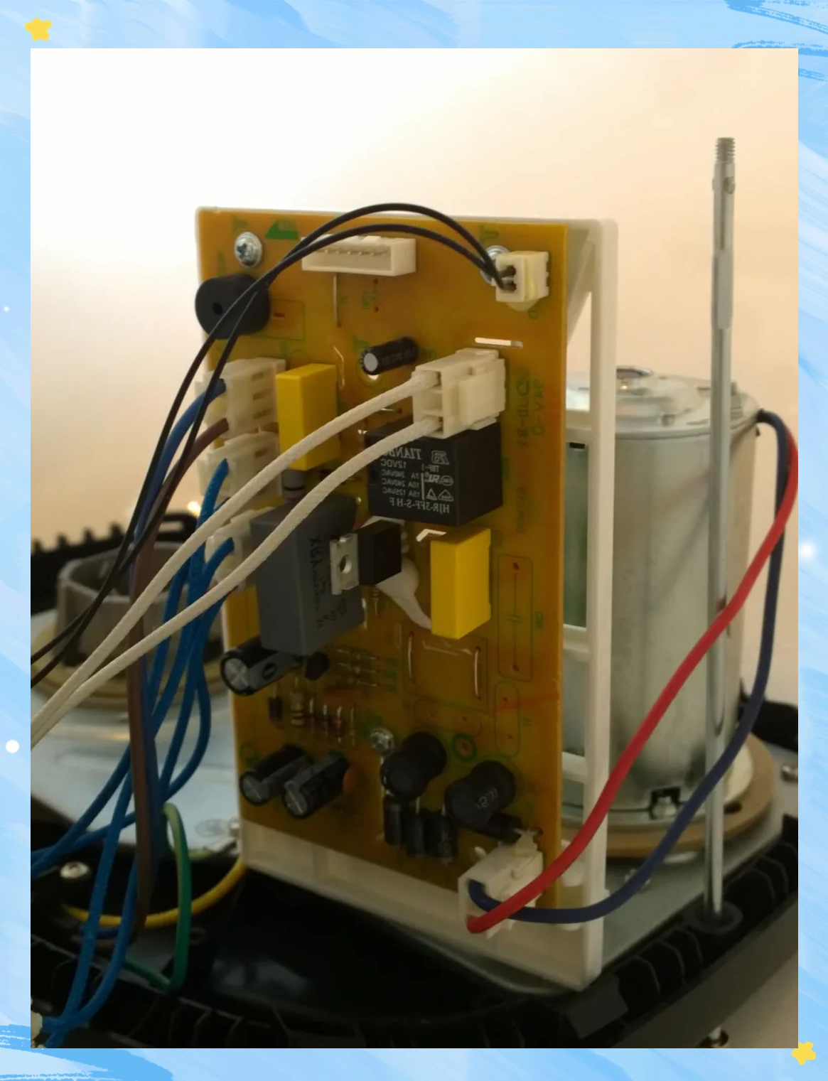 美的面包机详细拆解:深入分析内部结构与组件关系
