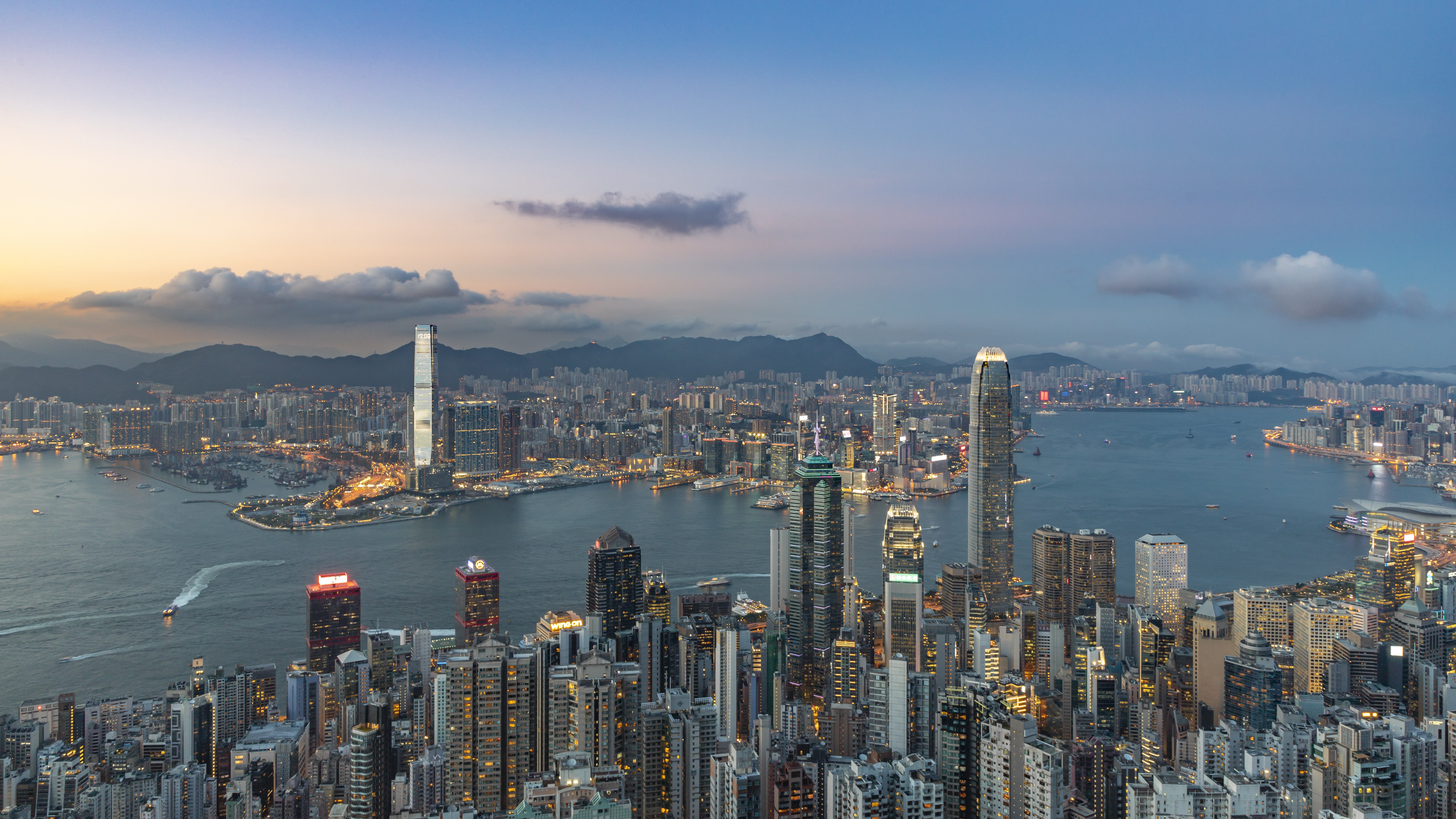 香港特区政府强烈谴责美国国会干涉香港事务