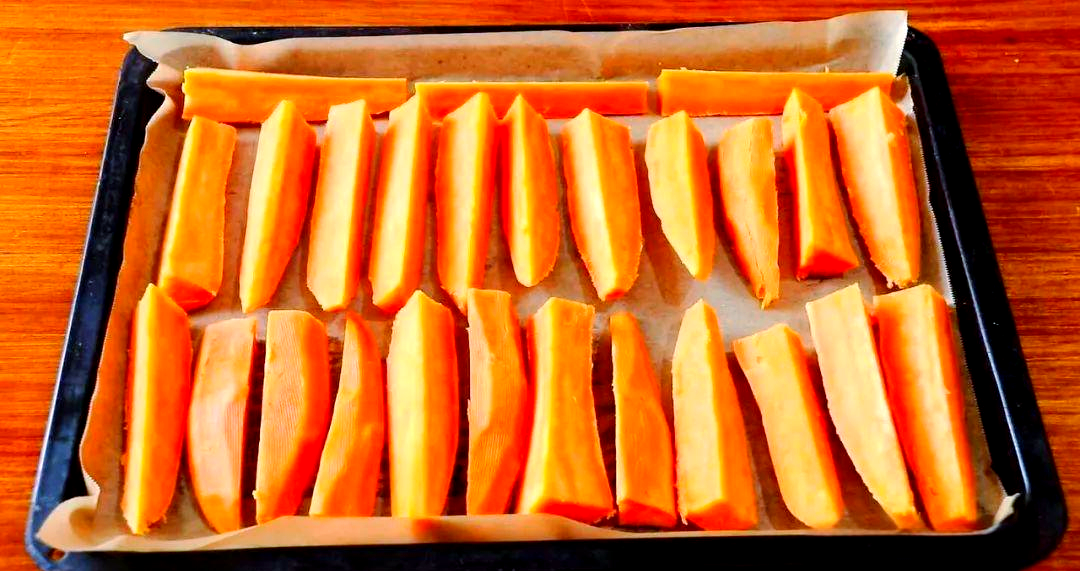 创新红薯干制作法:轻松在家自制烤箱版红薯干
