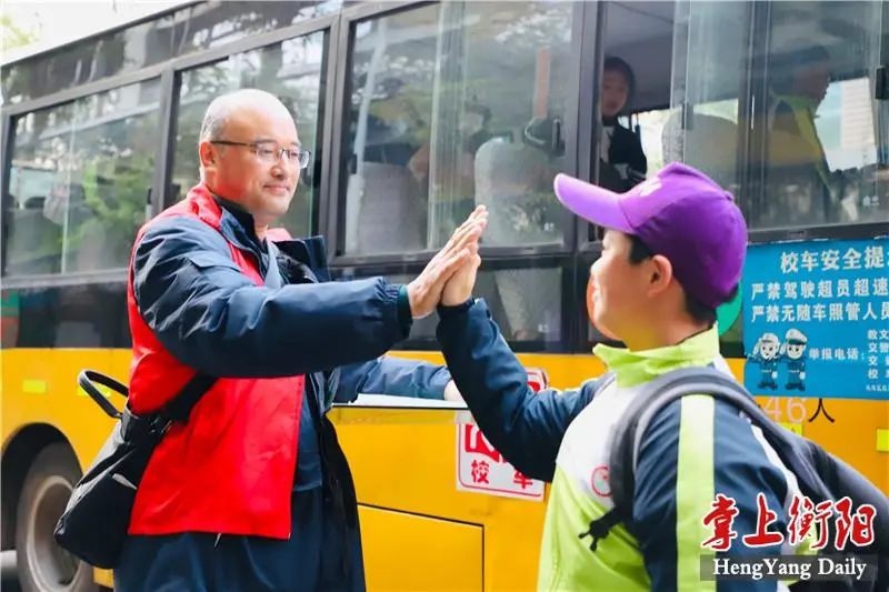 华新小学两志愿服务项目入围100个"衡阳群众"志愿服务精品项目