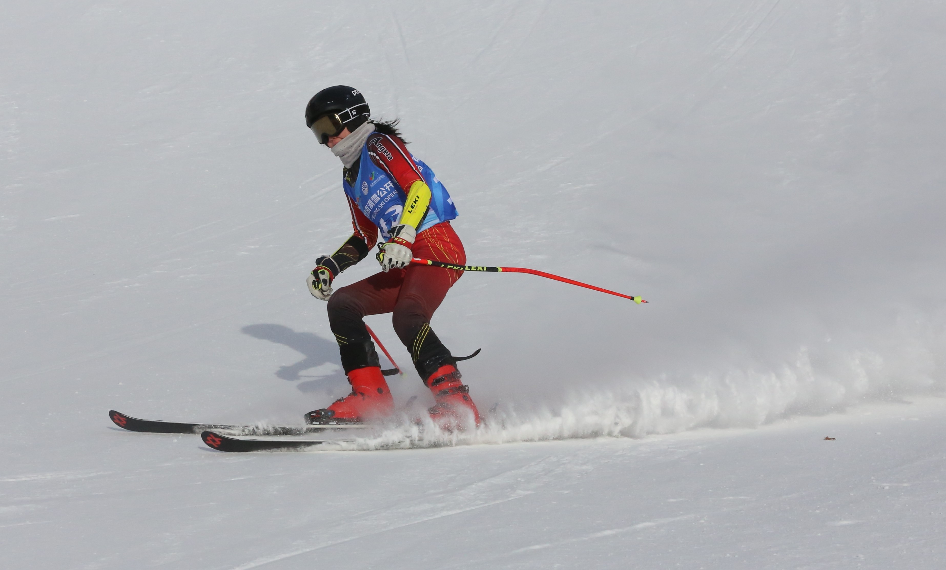 国家高山滑雪中心首办群众赛事 北京滑雪公开赛举行