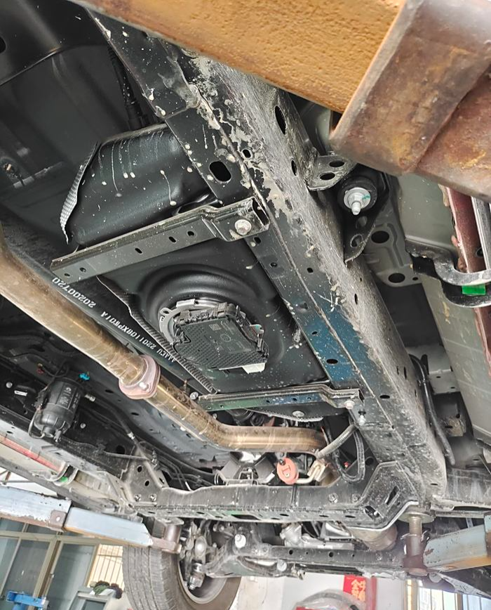 长城炮尿素箱是多少升?