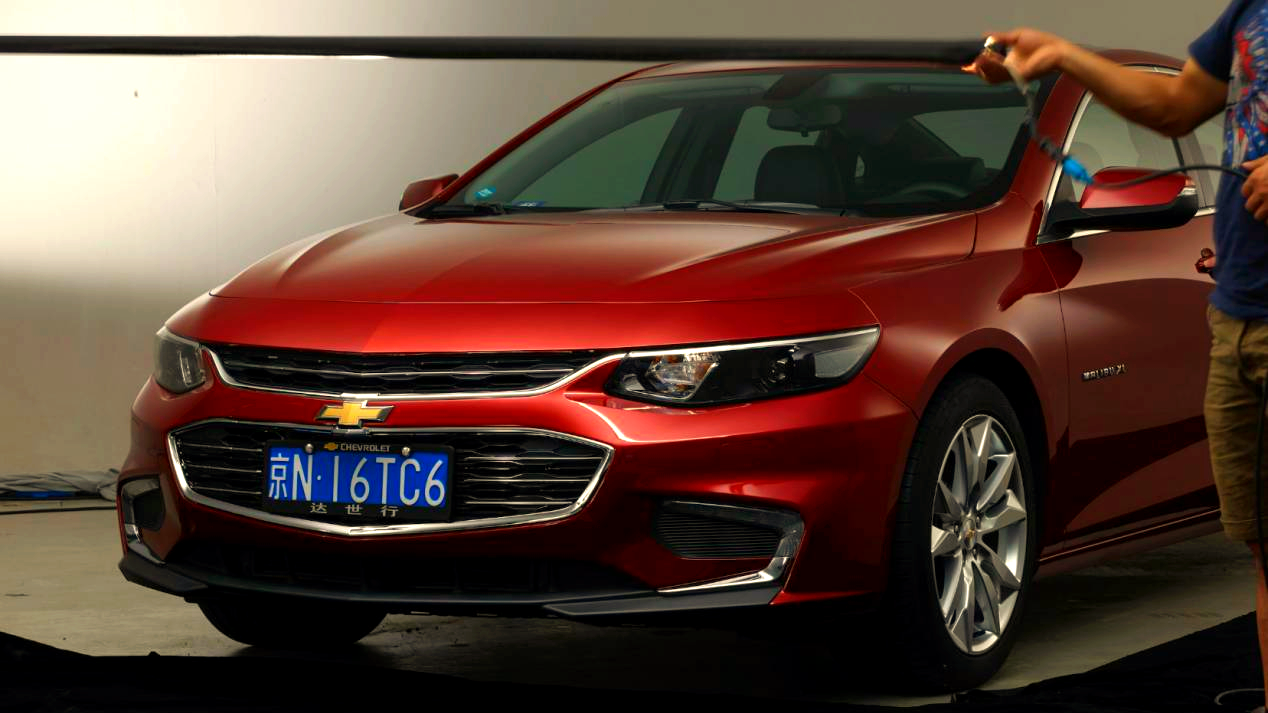 车身前45度角拍摄细节解析与应用案例