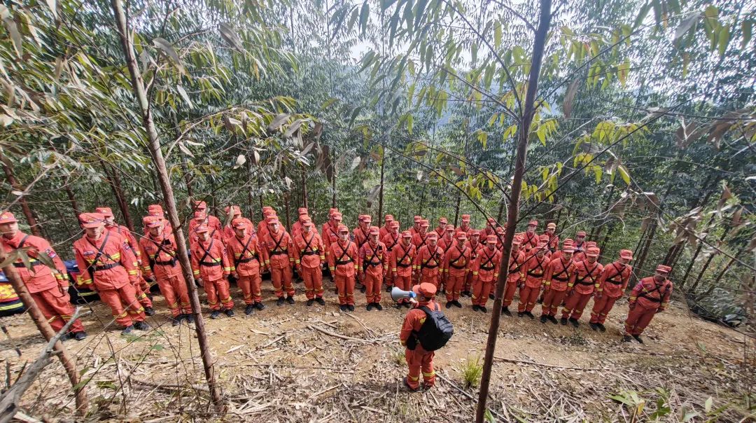 野外驻训丨政治工作生命线热潮涌动激发强大政能量