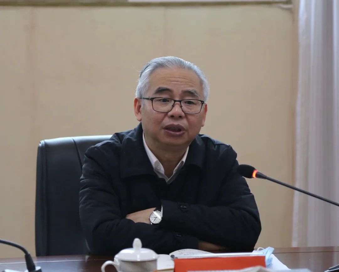 彭建忠在市七届人大一次会议代表建议交办会上强调 努力提高办结率和