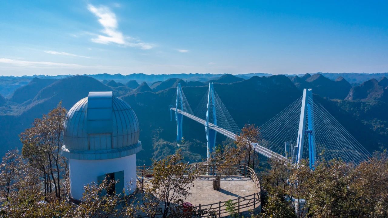 贵州天空之桥风景区图片