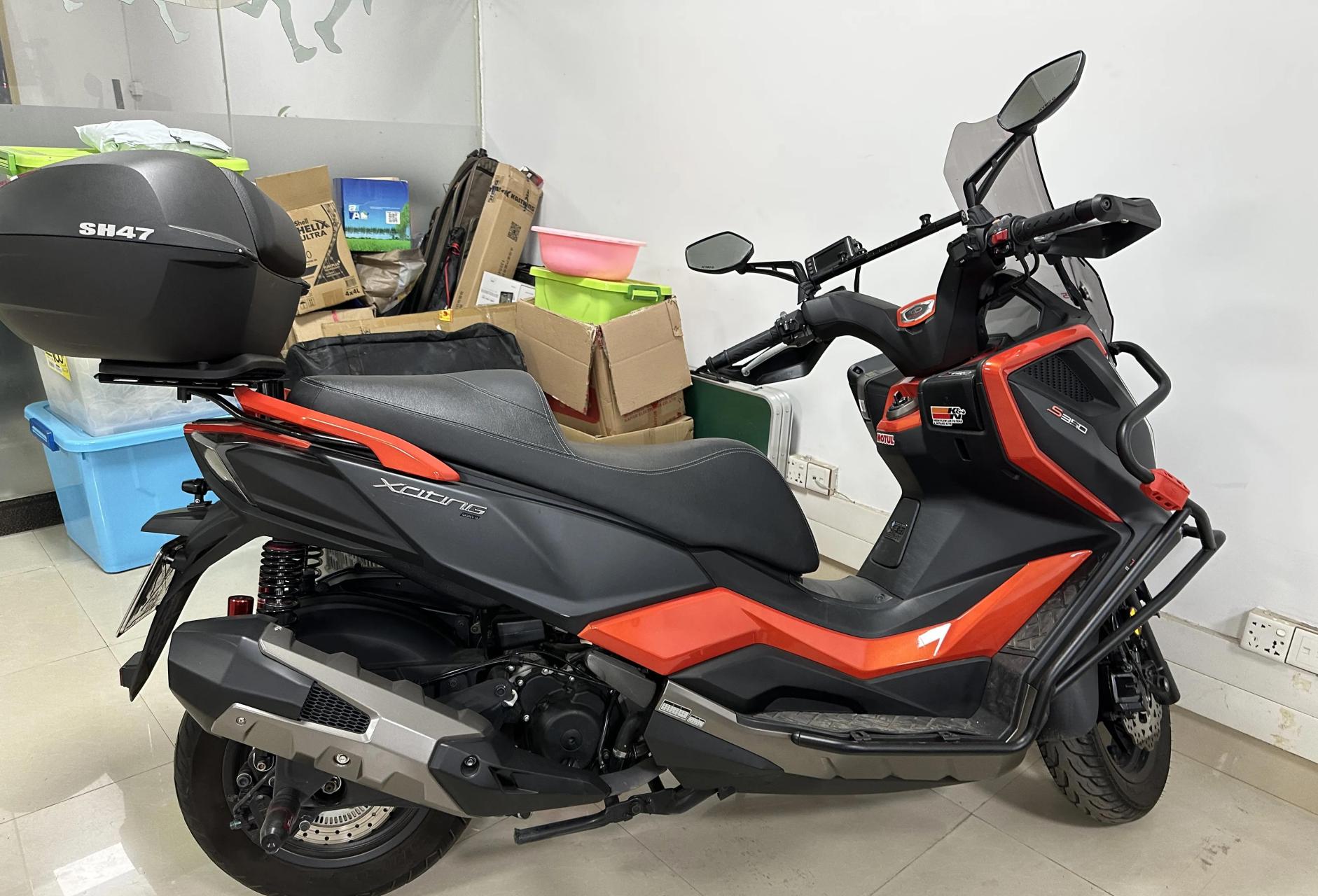 东莞拿下22年3月光阳s350,放办公室里面的车只行驶3700公里,揭阳牌