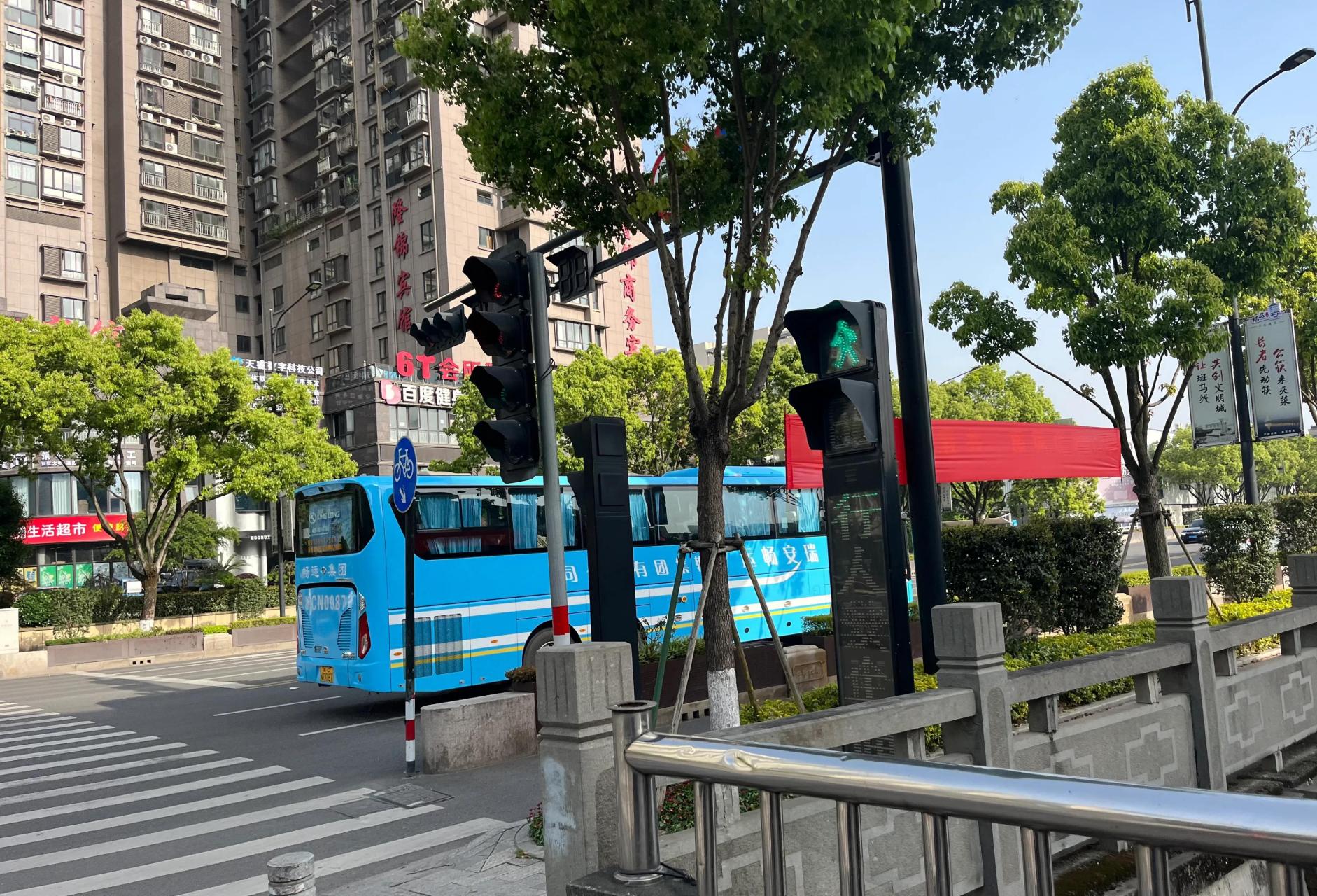 瑞安瑞祥客运中心位于瑞祥新区文定路与瑞祥大道交汇处,是瑞安市区