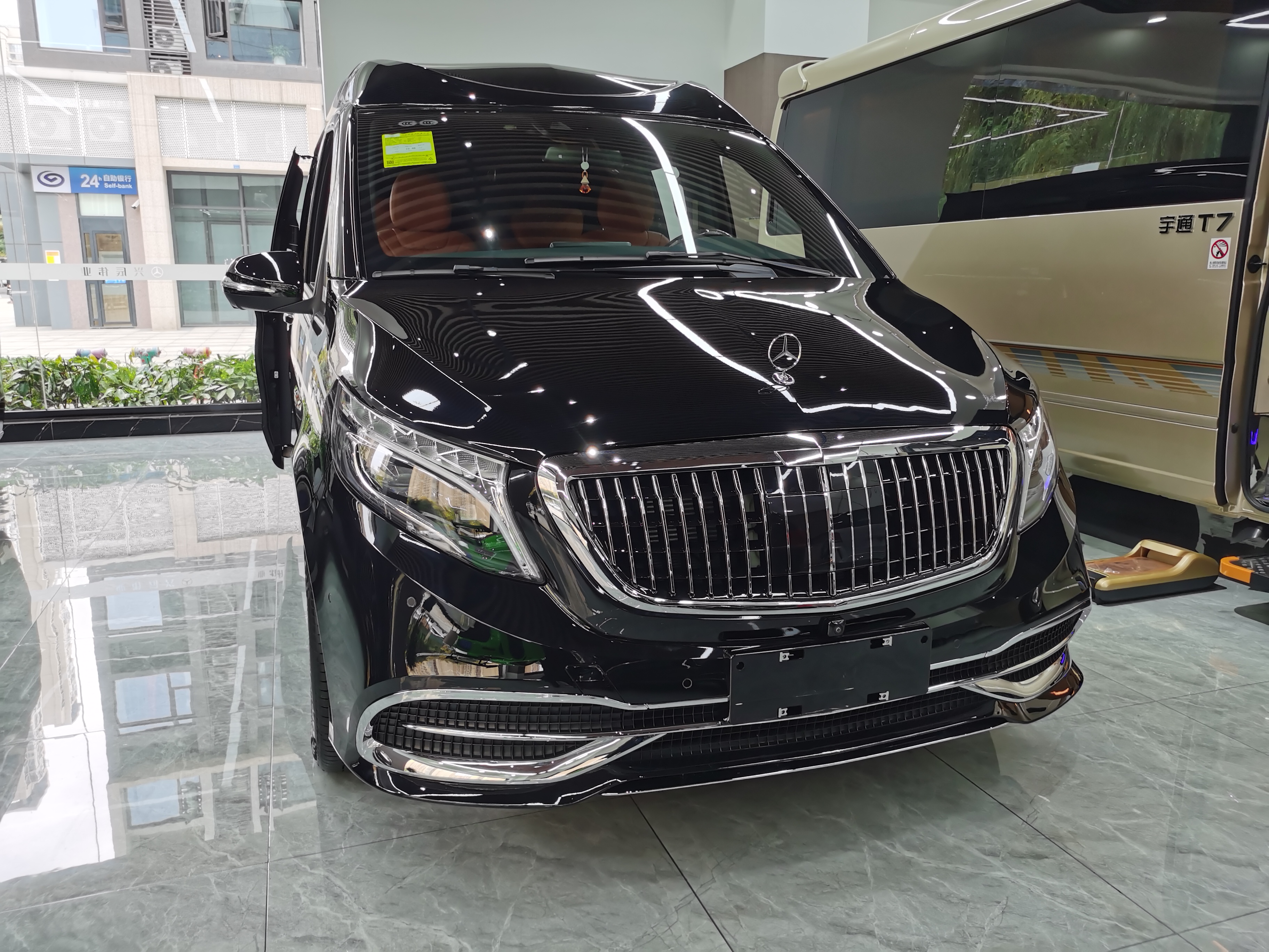 奔驰vs980七座隔断,专属定制七座商务车