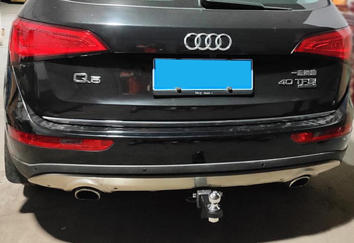 此牵引钩在车辆遇到故障,无法自行行驶时,可借助其他车辆进行拖拽.