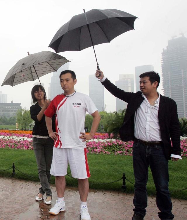 孔令辉热衷紫砂壶,任客座教授却从未现身,弟子无缘金币令人惋惜