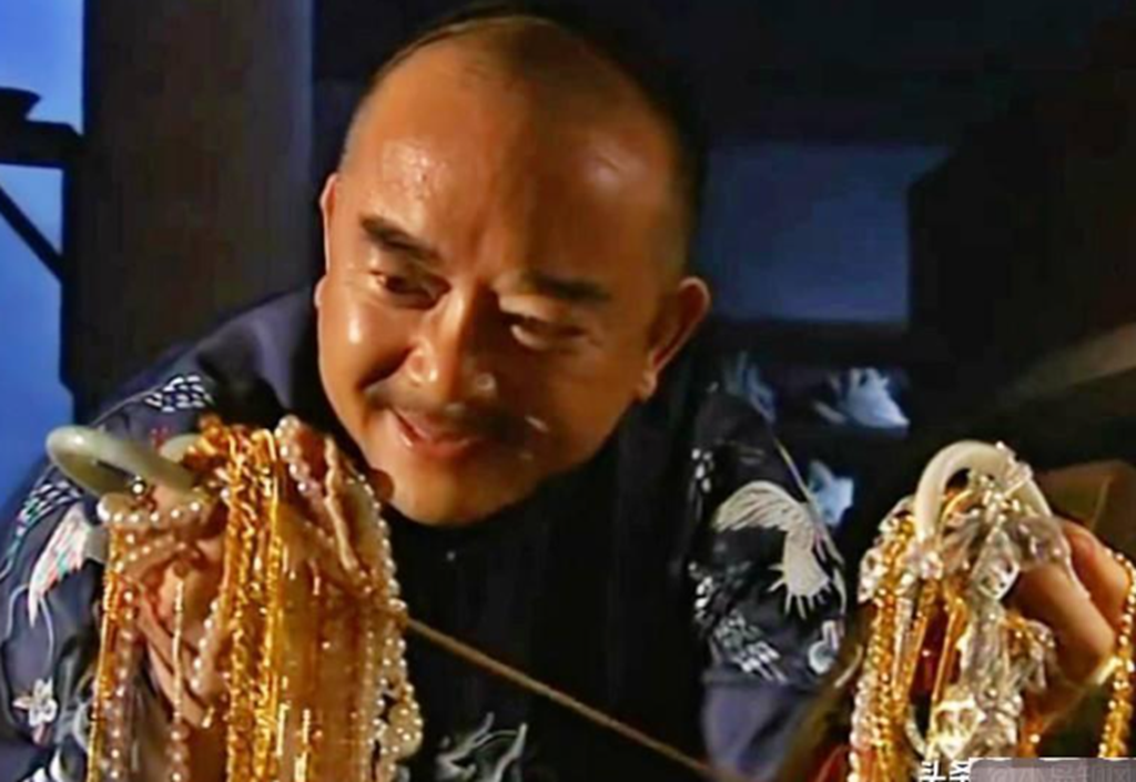 和珅当年贪了八亿两银子,折合人民币计算,他能成为世界首富吗?