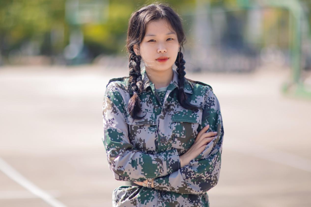 学生简介杨盈盈,女,共青团员,担任盐城工学院马克思主义中国化理论