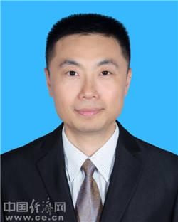 吴泽桐任云浮市委常委,市政府党组副书记,副市长(图|简历)