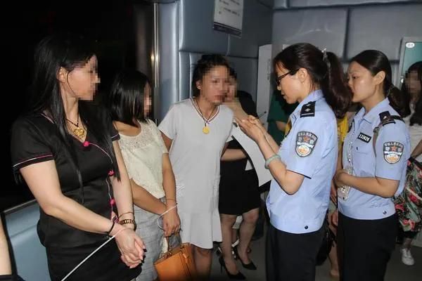 警方抓获卖淫女子后为什么不用交易记录寻找嫖客