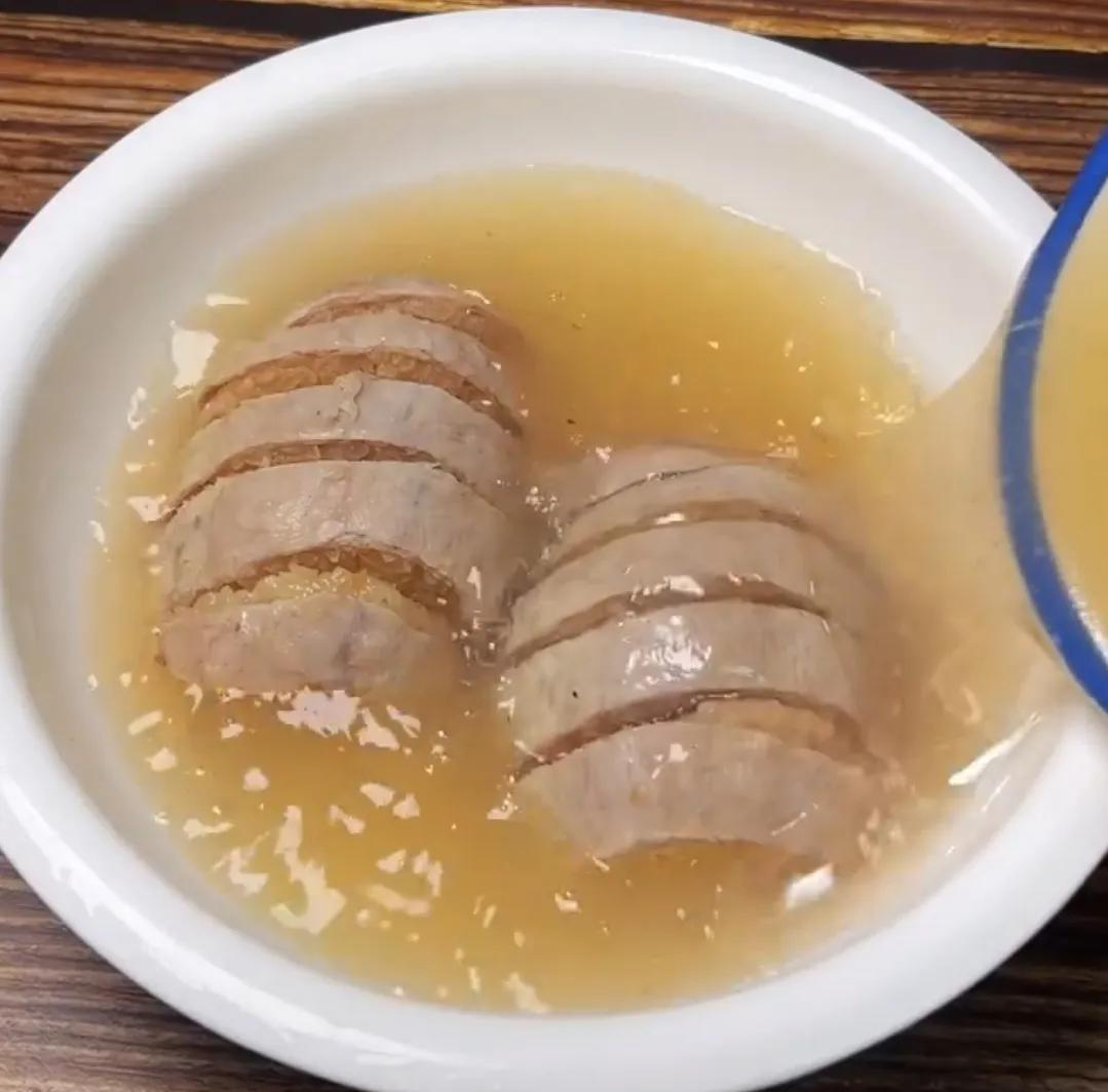 40岁夜尿多?猪肚塞糯米,一觉睡到亮