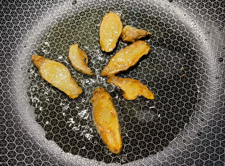 天气转凉!大叔教你麻油鸡面线,香醇不躁,暖心暖胃,做法超简单