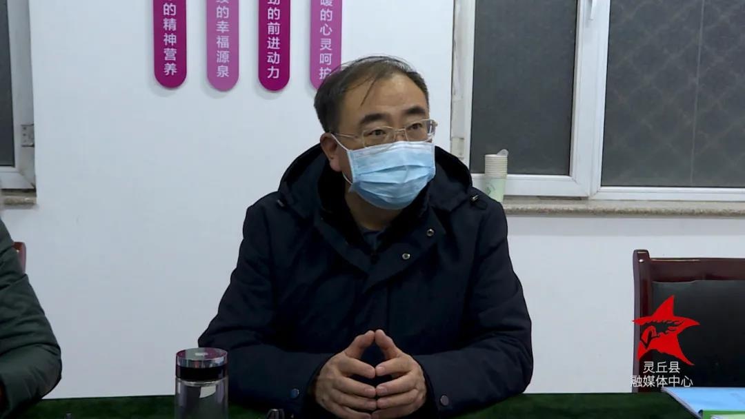 县委书记李润军赴疫情防控指挥部调研