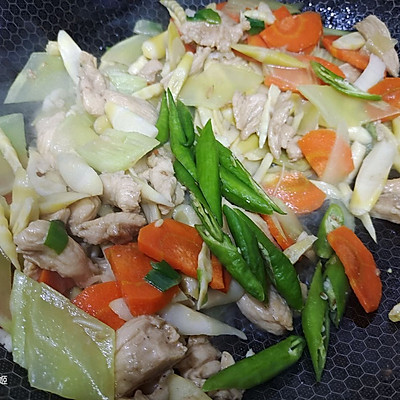 我心中的冬日限定 双笋炒鸡脯