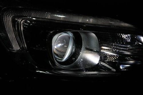 730随动转向大灯