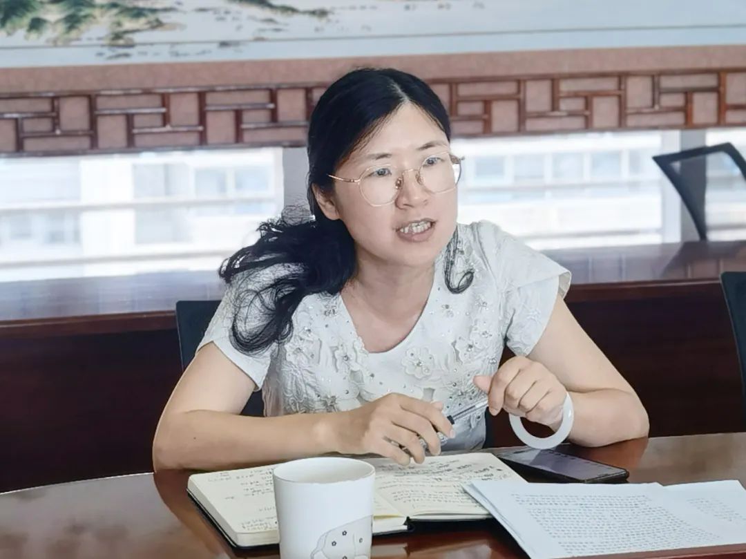 市妇联召开党组理论学习中心组(扩大)会议 凝聚共同奋