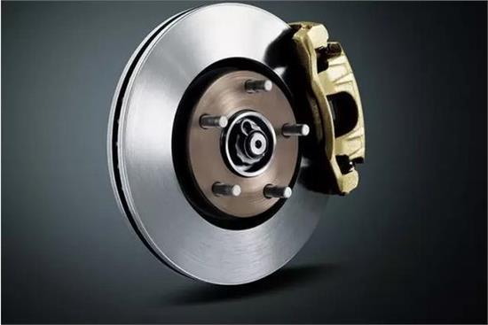 通风盘式,汽车刹车有什么区别?通风盘式说的是刹车盘中间是空