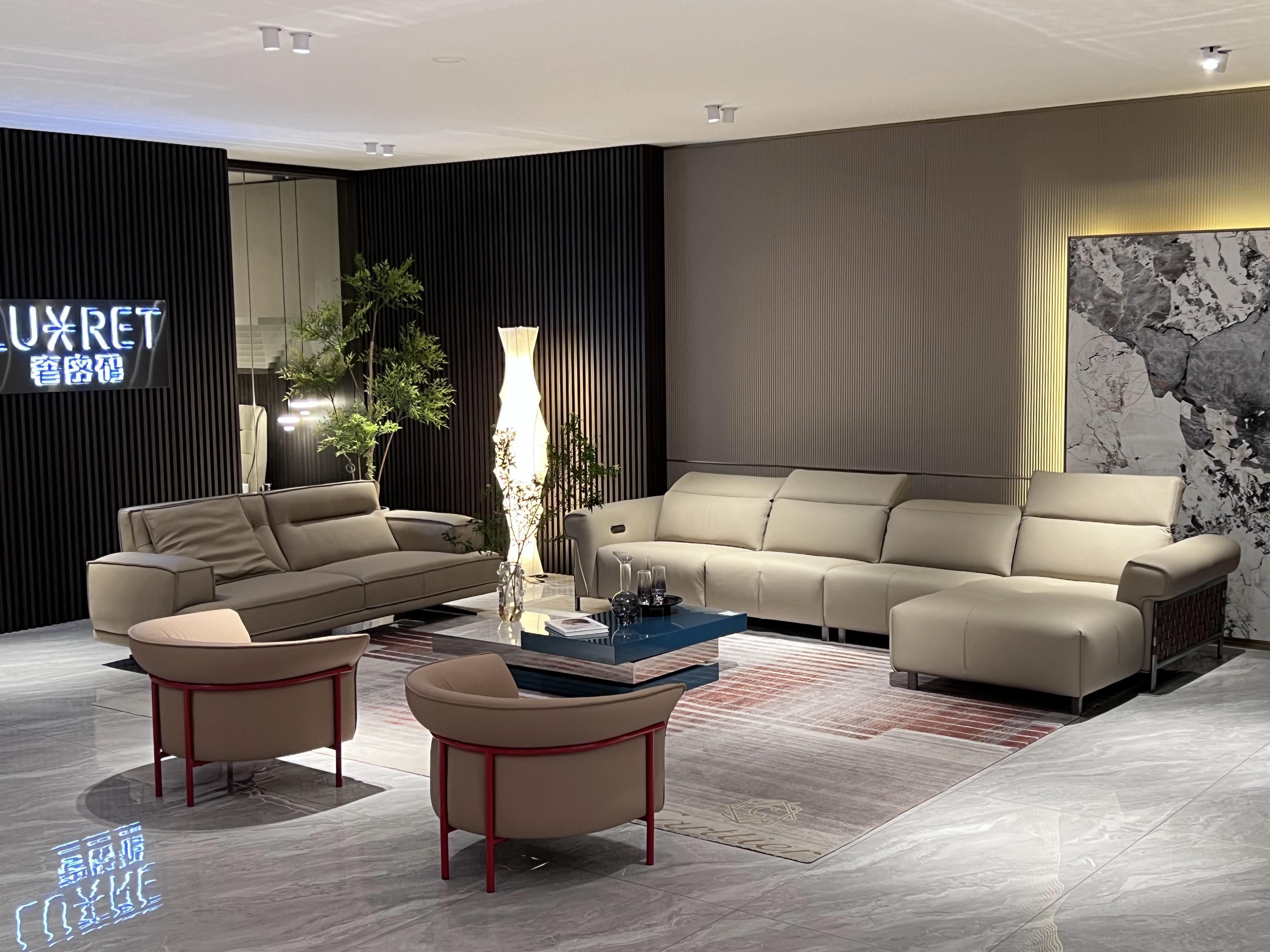 小户型现代极简客厅沙发与茶几颜色搭配技巧介绍和品牌推荐!
