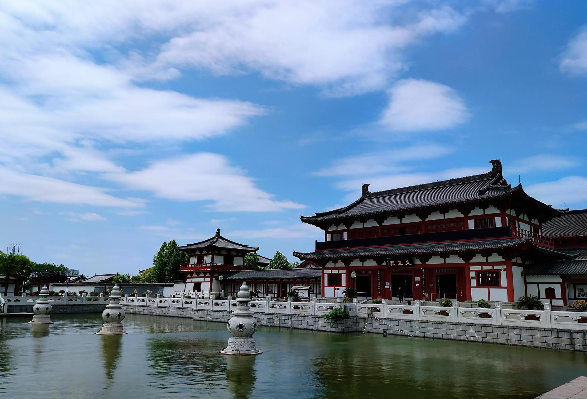 泰兴庆云禅寺,原坐落于泰兴庆延铺,始建于北宋真宗咸平二年(999年)