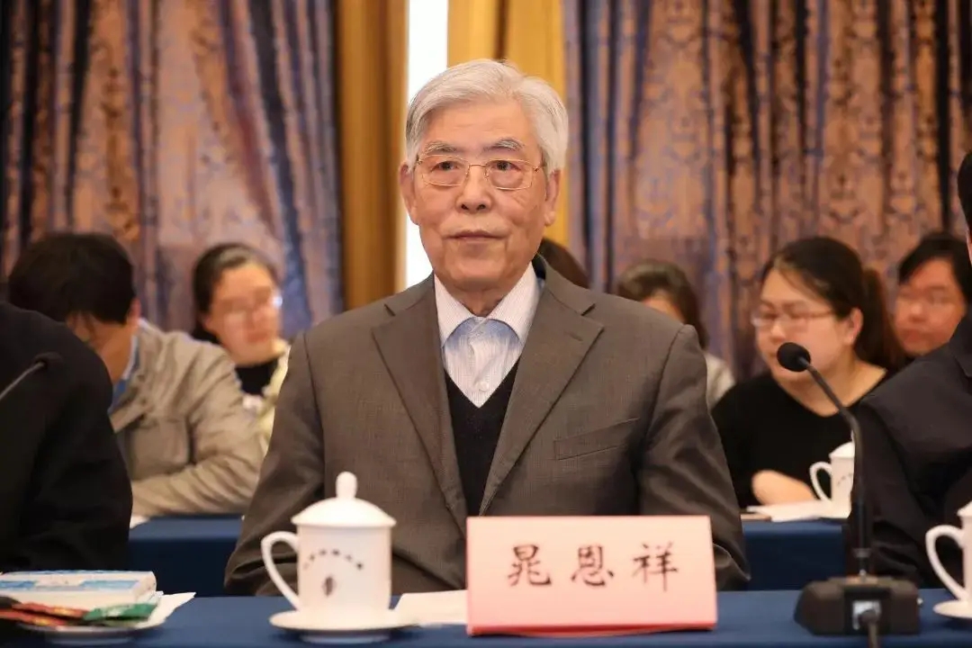 国医大师晁恩祥,从医60余年,擅长治疗肺病,人称"呼吸科泰斗"