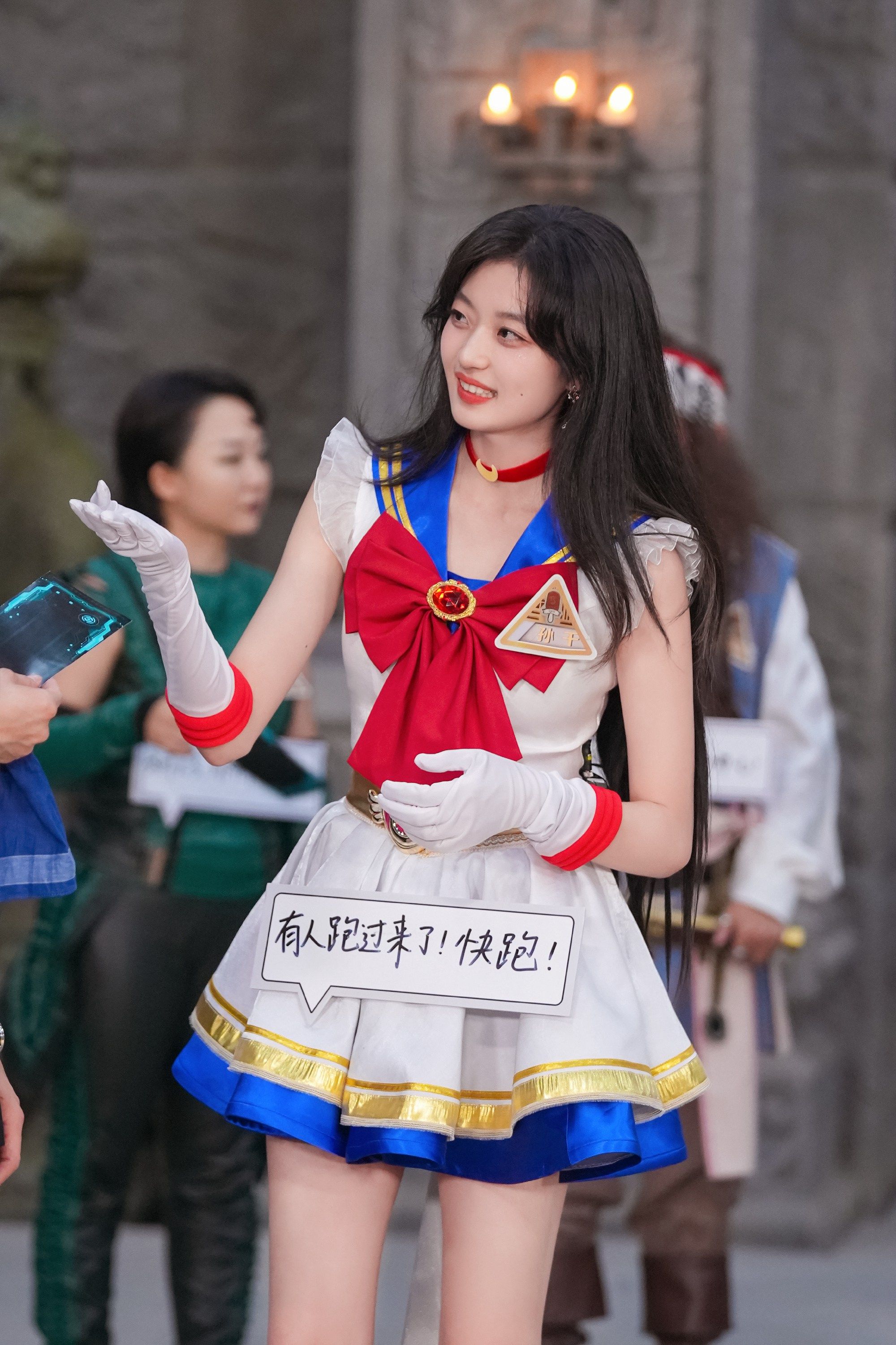 孙千长发飘飘连衣裙甜美可爱写真